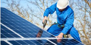Installation Maintenance Panneaux Solaires Photovoltaïques à Beaufort-en-Vallee